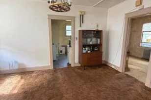 17 W Park Ave, Woodbridge Township, NJ 07001 - Photo 7