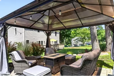 8 Cross Oak Ln, West Milford, NJ 07480 - Photo 29