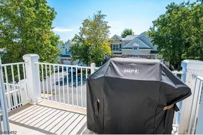 1092 Shadowlawn Dr, Green Brook Township, NJ 08812 - Photo 17