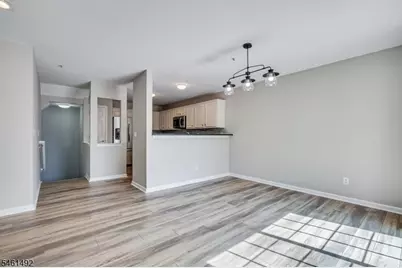 1092 Shadowlawn Dr, Green Brook Township, NJ 08812 - Photo 9