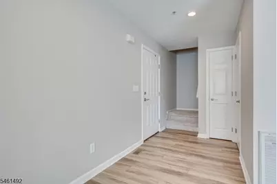 1092 Shadowlawn Dr, Green Brook Township, NJ 08812 - Photo 3
