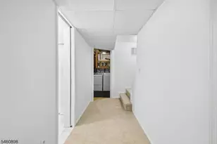 126 Locust Ct, Raritan Township, NJ 08822 - Photo 21