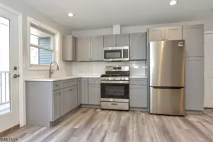 7 Bergen St, Westwood, NJ 07675 - Photo 13