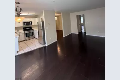 730 Harbortown Blvd, Perth Amboy, NJ 08861 - Photo 13