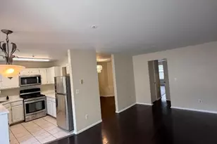 730 Harbortown Blvd, Perth Amboy, NJ 08861 - Photo 13