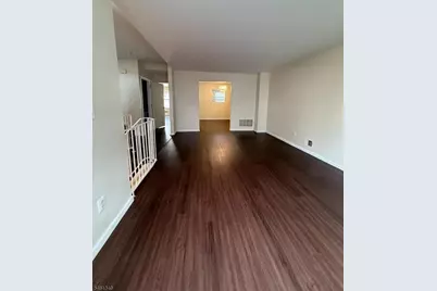 730 Harbortown Blvd, Perth Amboy, NJ 08861 - Photo 11
