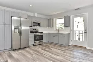 7 Bergen St, Westwood, NJ 07675 - Photo 11