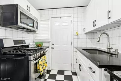 609B Arnett St, Elizabeth, NJ 07202 - Photo 11