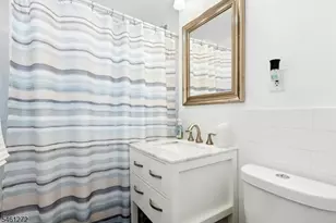 609B Arnett St, Elizabeth, NJ 07202 - Photo 13