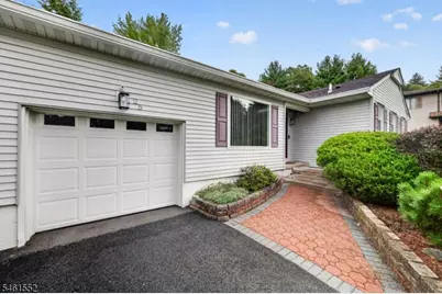 25 Normandy Dr, Wayne, NJ 07470 - Photo 5