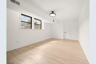 433 Lincoln Ave, Orange, NJ 07050 - Photo 3