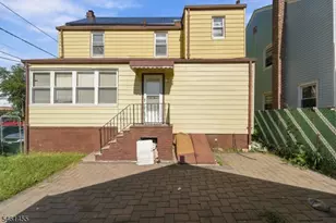 1521 Leslie St, Hillside, NJ 07205 - Photo 9