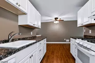 711 Spruce Hills Dr, Glen Gardner, NJ 08826 - Photo 11