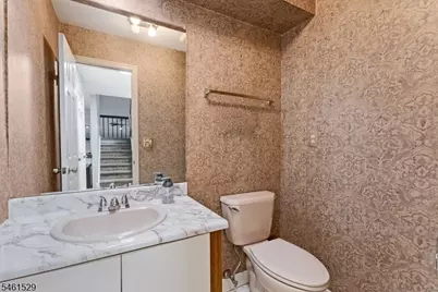 108 Saratoga Sq, Wayne Twp., NJ 07470 - Photo 13