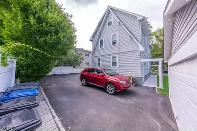 11 Evergreen Ave, Bloomfield, NJ 07003 - Photo 31