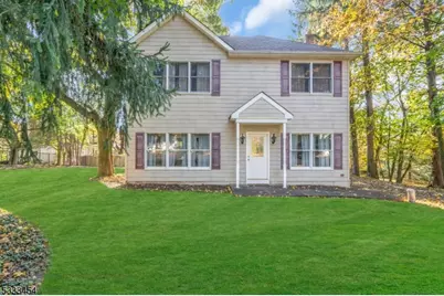320 Ridge Blvd, Franklin Township, NJ 08540 - Photo 3