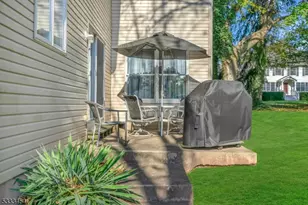 320 Ridge Blvd, Franklin Township, NJ 08540 - Photo 29