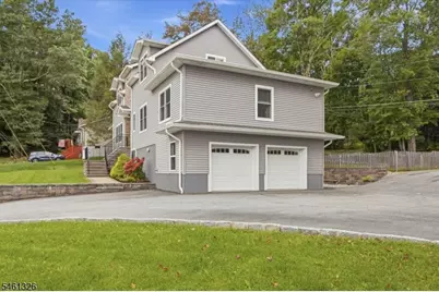 677 Canistear Rd, Vernon, NJ 07422 - Photo 31