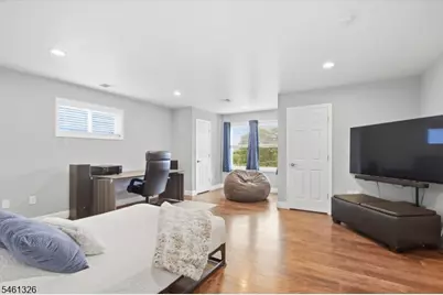 677 Canistear Rd, Vernon, NJ 07422 - Photo 23
