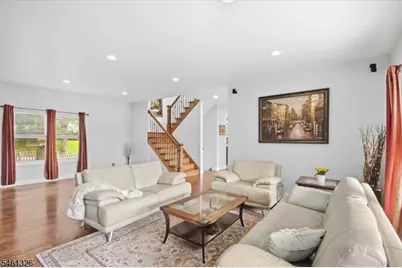 677 Canistear Rd, Vernon, NJ 07422 - Photo 9