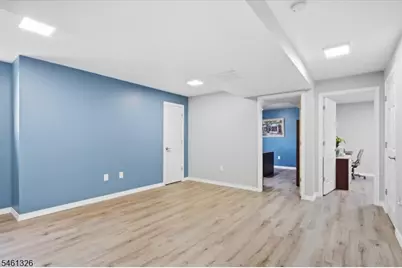 677 Canistear Rd, Vernon, NJ 07422 - Photo 25