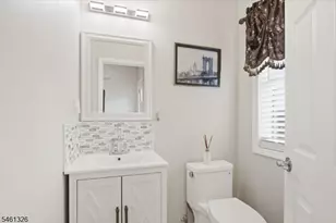 677 Canistear Rd, Vernon, NJ 07422 - Photo 5