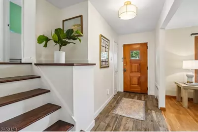 49 Skyview Rd, Bloomfield, NJ 07003 - Photo 3