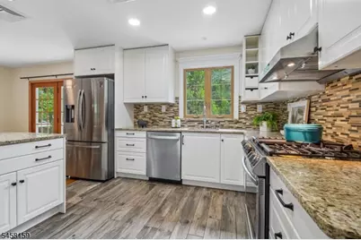 49 Skyview Rd, Bloomfield, NJ 07003 - Photo 19