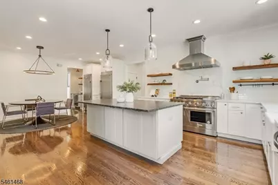 54 Oakridge Rd, Verona, NJ 07044 - Photo 17