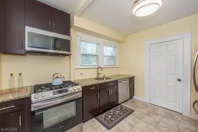 76 Elliot Pl, East Orange, NJ 07018 - Photo 9