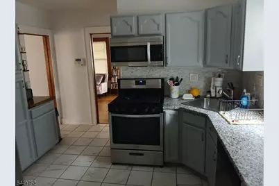 429 2nd St, Dunellen, NJ 08812 - Photo 3