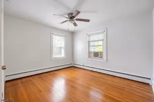 429 2nd St, Dunellen, NJ 08812 - Photo 17