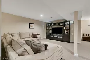 47 Mayflower Dr, Bernards Township, NJ 07920 - Photo 31