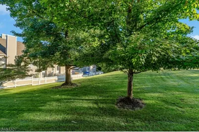 47 Mayflower Dr, Bernards Township, NJ 07920 - Photo 19