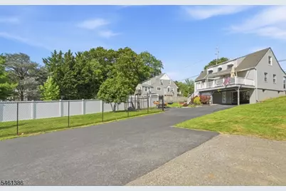 161 Manchester Ave, North Haledon, NJ 07508 - Photo 41
