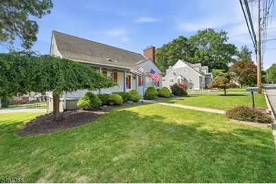 161 Manchester Ave, North Haledon, NJ 07508 - Photo 3