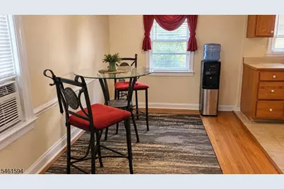 652 Cora Place, Rahway, NJ 07065 - Photo 3