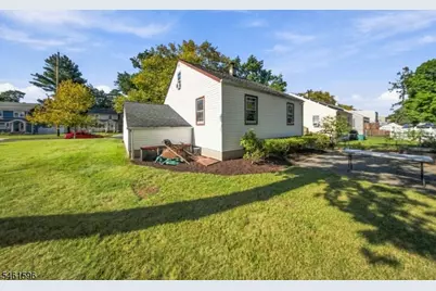 1757 Myrtle Ave, Plainfield, NJ 07063 - Photo 7