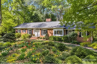 527 Ridge Rd, Watchung, NJ 07069 - Photo 1