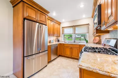 93 Randolph Ave, Randolph Township, NJ 07869 - Photo 9