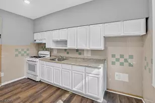 291 Madison Ave, Irvington, NJ 07111 - Photo 21