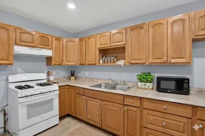 291 Madison Ave, Irvington, NJ 07111 - Photo 15