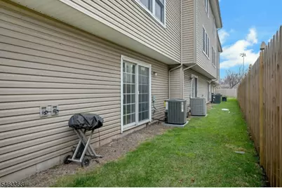 102 Montgomery St. #15, Bloomfield, NJ 07003 - Photo 31