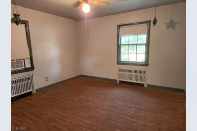 284 Manning Ave, North Plainfield, NJ 07060 - Photo 11