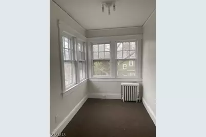 49 Peachtree Rd, Maplewood, NJ 07040 - Photo 13
