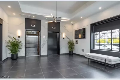 558 Market St #208, Newark, NJ 07105 - Photo 3