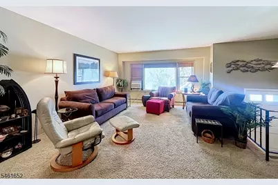 9 Barton Ln, Hopatcong, NJ 07843 - Photo 3