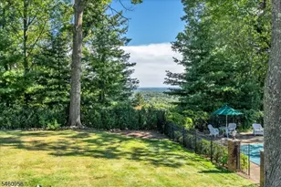 1407 Chapel Hill Rd, Mountainside, NJ 07092 - Photo 37