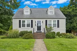 372 S Union Ave, Cranford Township, NJ 07016 - Photo 1