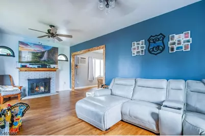 8 Pallant Ave, Linden, NJ 07036 - Photo 7